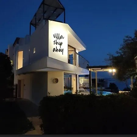 Villa Ship Ahoy *